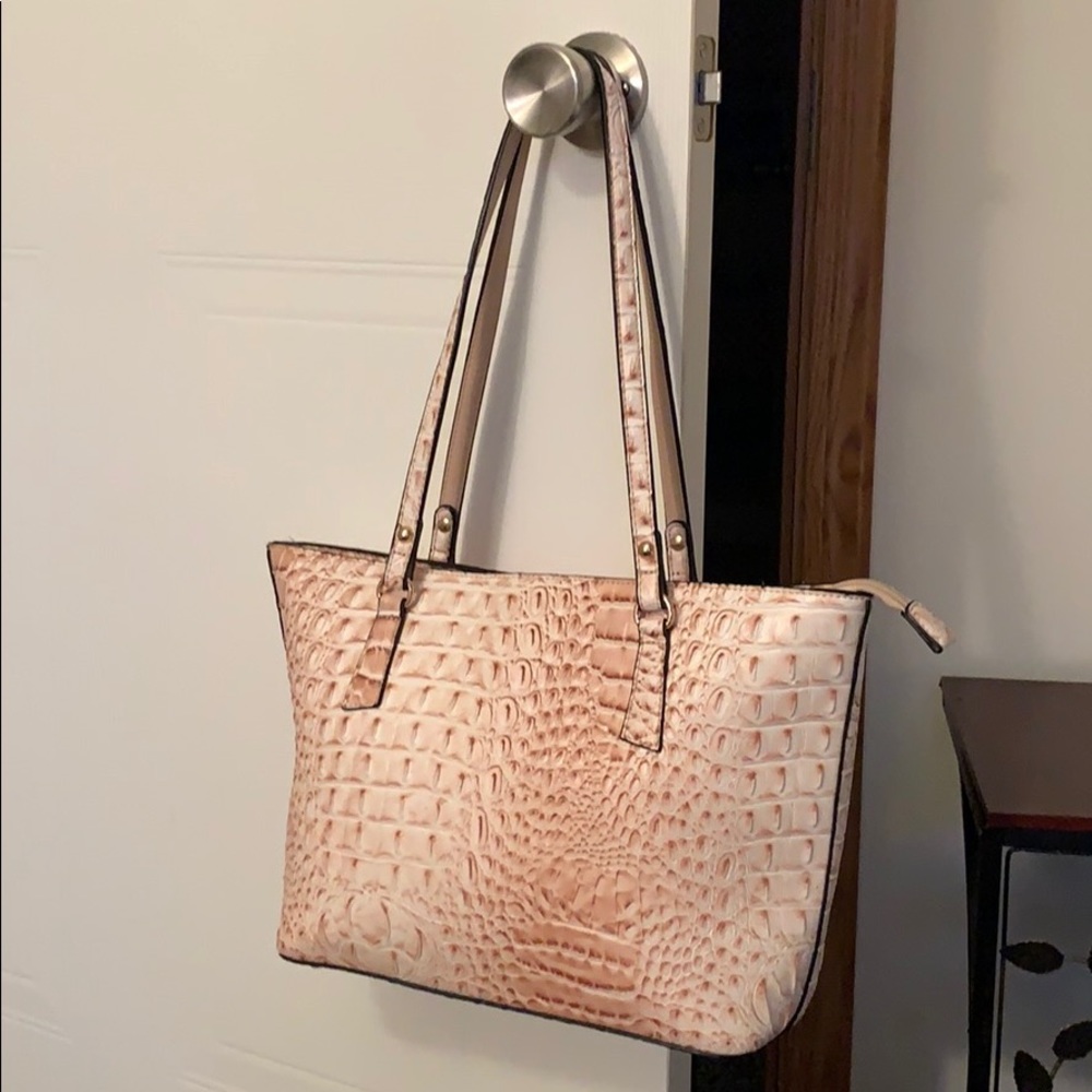 Textured Shoulder Bag
